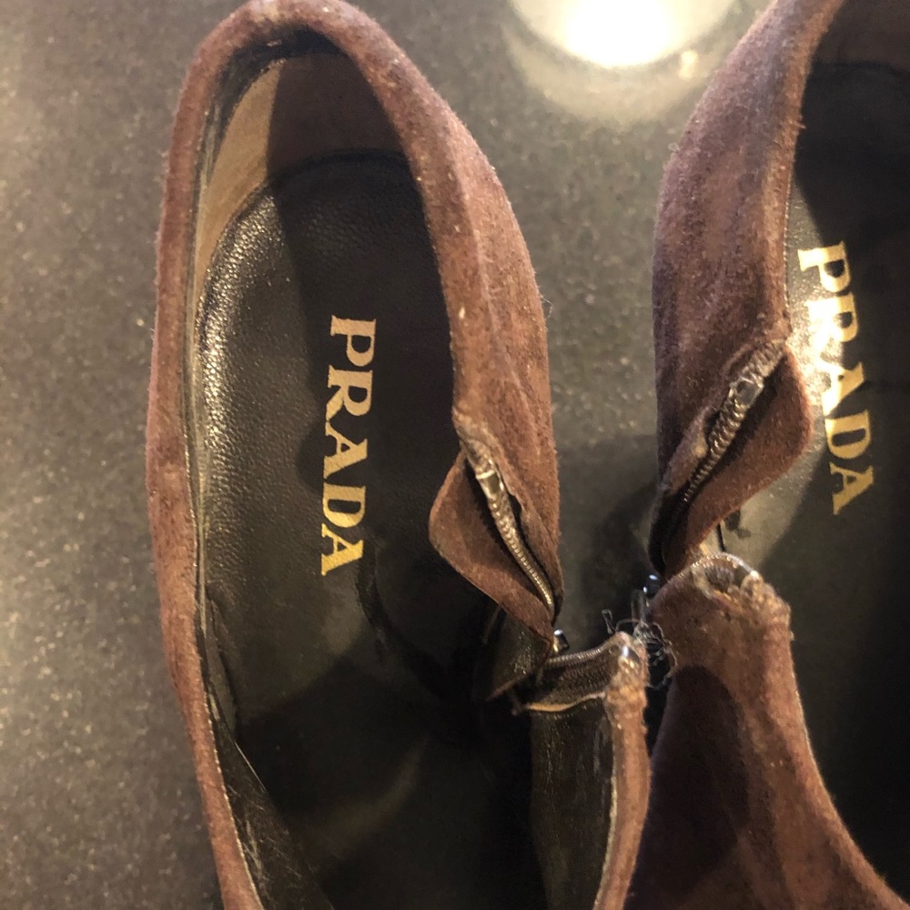 Prada brown suede booties - Picture 5 of 8
